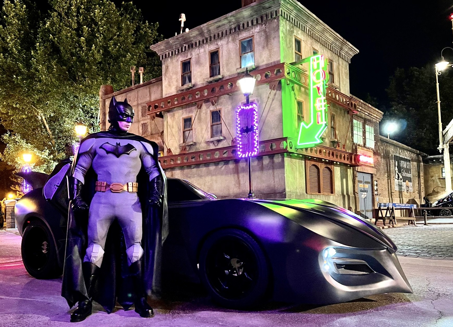 El nuevo y exclusivo Batmóvil llega a Parque Warner Madrid | El Blog de  Mamá tiene un Plan