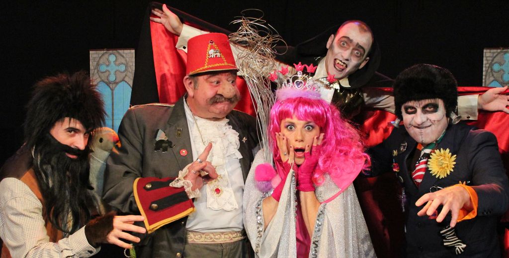 Imagen de la obra Mis queridos monstruos de la compañía Tarambana Teatro.