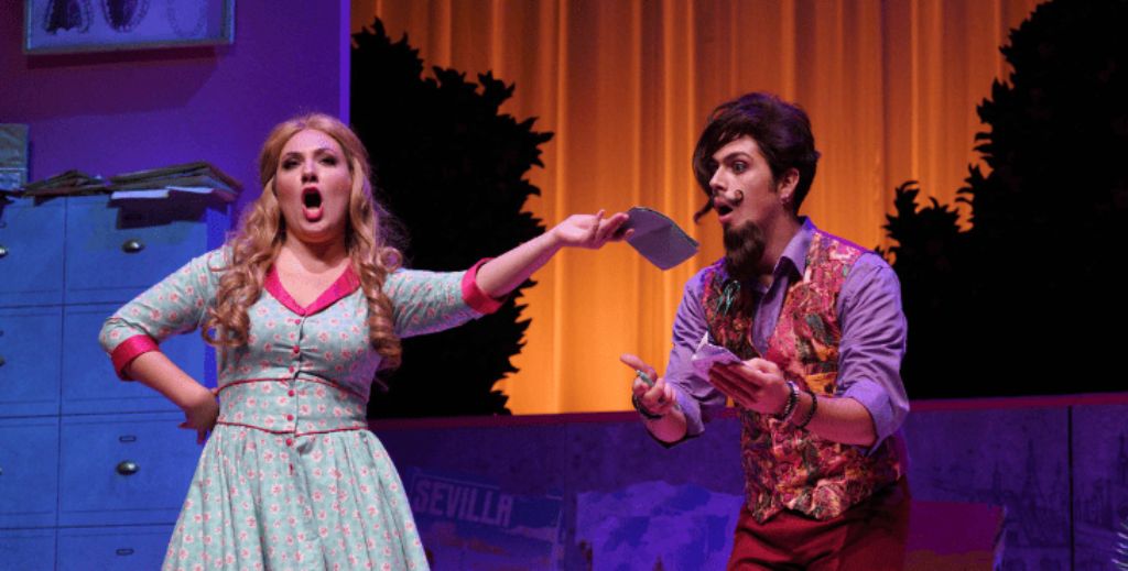 Imagen de escena de 'El Barbero de Sevilla' del Real Teatro de Retiro en coproducción con el Teatro de la Maestranza de Sevilla.