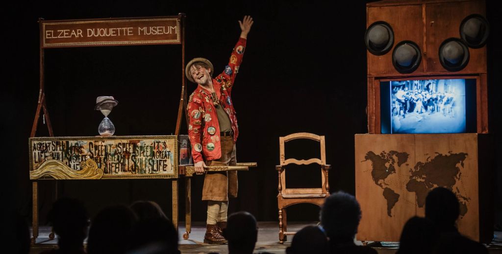 Imagen de escena de La increíble historia de Elzear Duquette