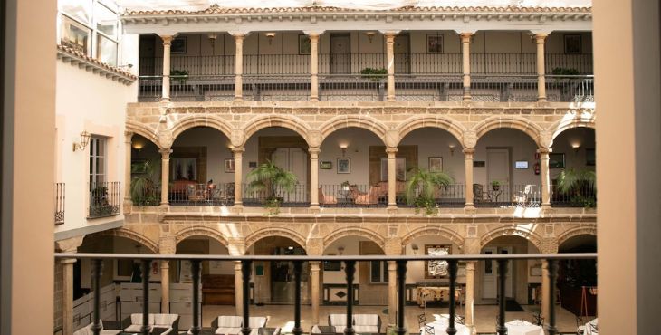 Patio interior del Palacio de los Velada, en Ávila