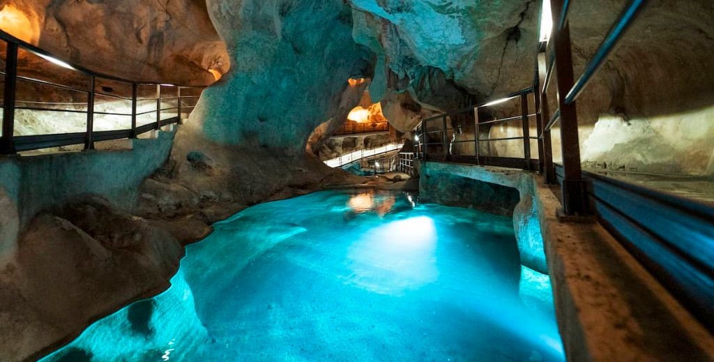 Cueva del Tesoro, Málaga - Mamá Tiene un Plan.