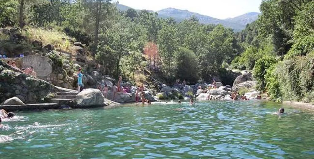 Playas Blancas en Mombeltrán, Ávila - Mamá Tiene un Plan.
