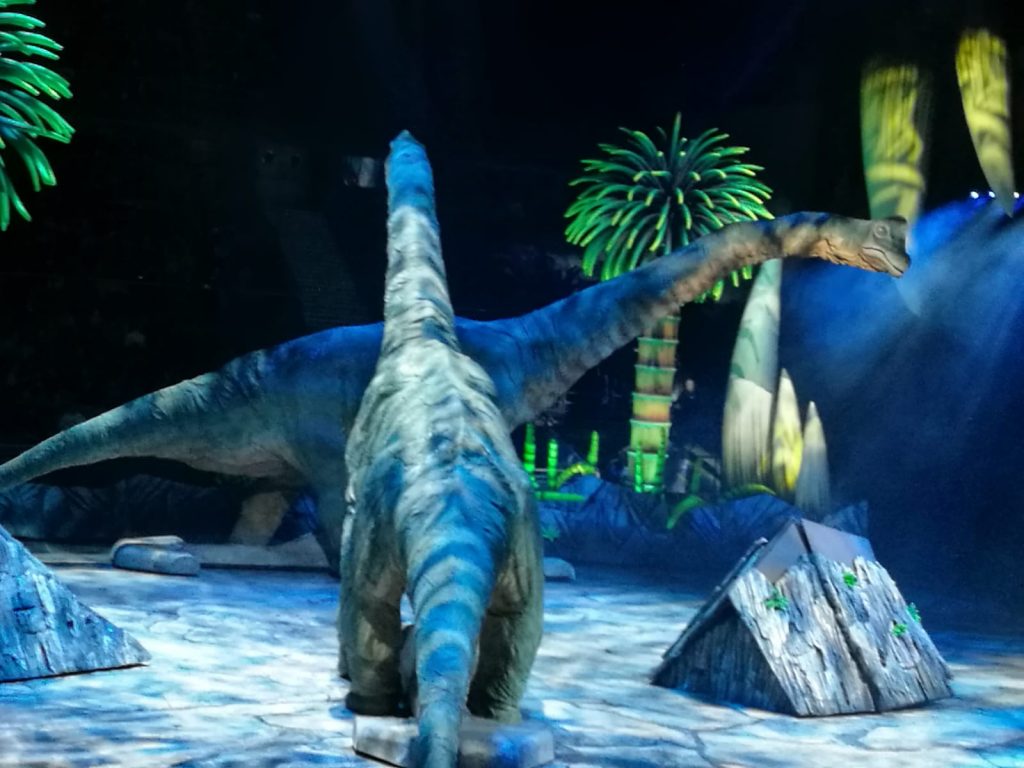 aa60d826 f069 4c49 9e70 e1eeef0d986c