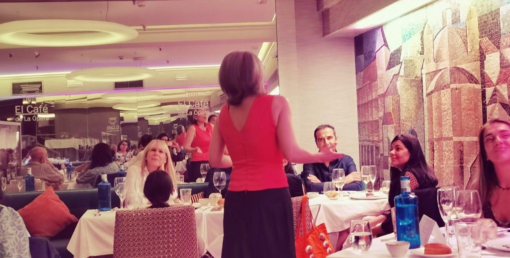 Zarzuela, ópera y jazz maridados con la mejor cocina, los planazos de El Café de la Ópera 1 cena cantada cafe de la opera mamatieneunplan 04 restaurantes con actuaciones