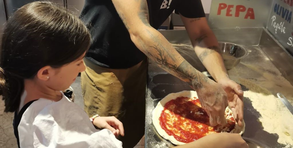 comer pizza con ninos mamatieneunplan 03 bizzo canalla