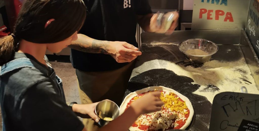 comer pizza con ninos mamatieneunplan 08 bizzo canalla