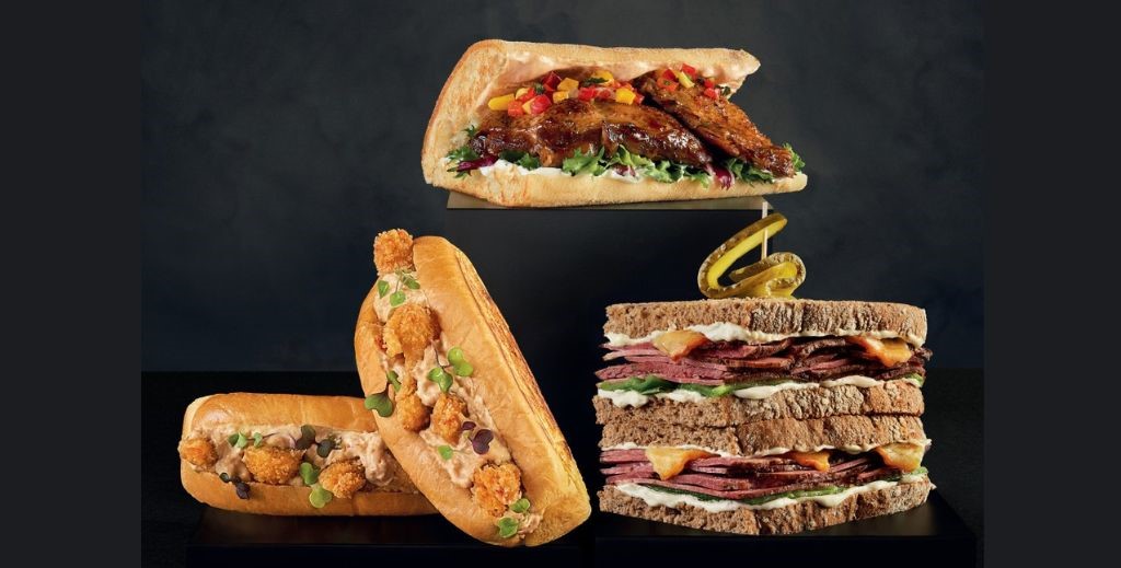 Hemos probado unos sándwiches de pastrami, txangurro y pollo picante y ¡nos han encantado! 3 comer sandwiches con ninos vips mamatieneunplan 02 sandwiches txangurro pastrami pollo picante vips