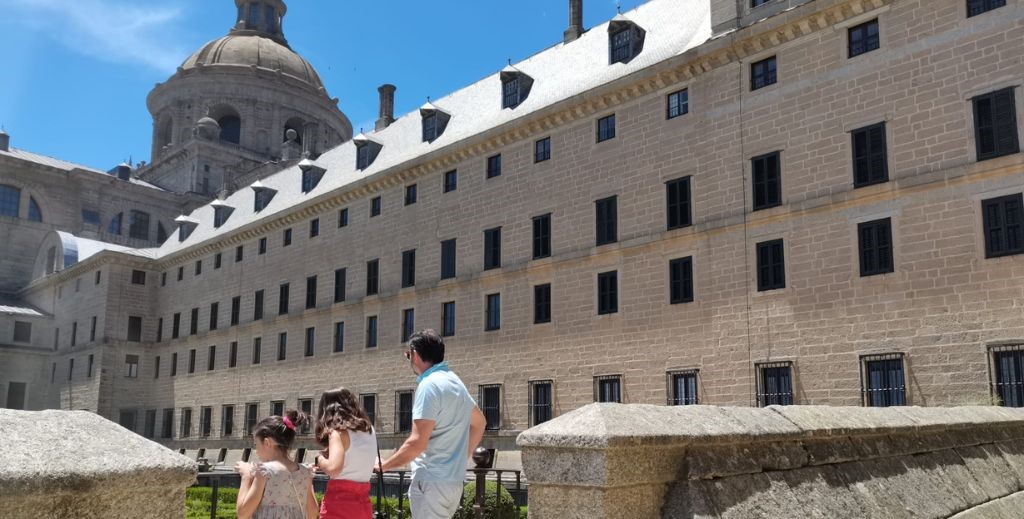 conocer el escorial con ninos mamatieneunplan 02 tren de felipe ii en familia