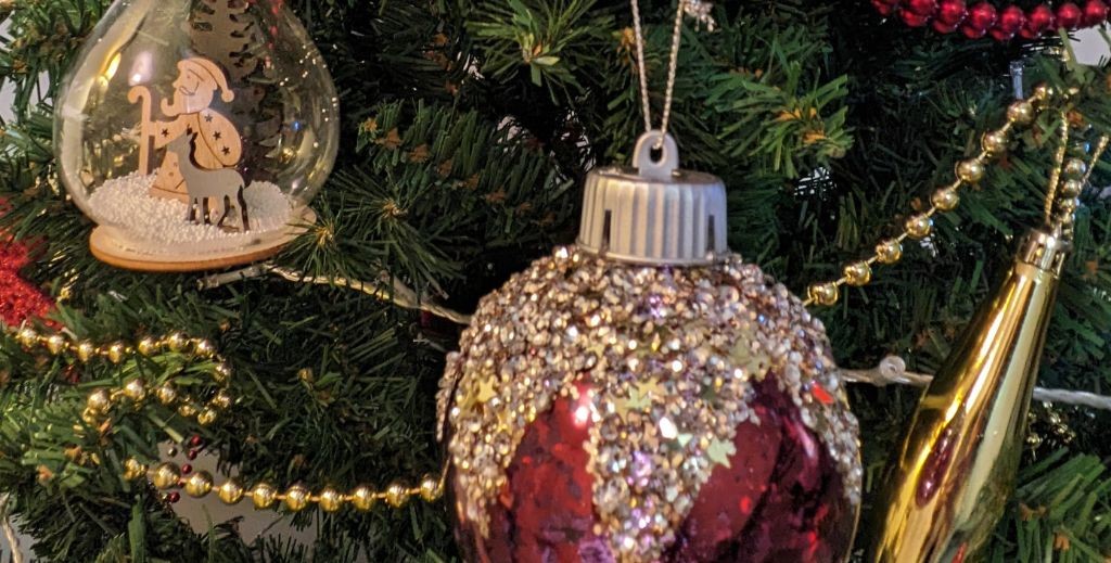 Planazo navideño: decorar la casa, en familia 1 decoracion casa navidad con ninos mamatieneunplan 03 navidad leroy merlin