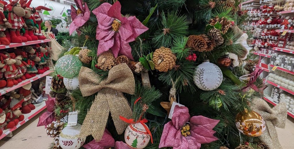 Planazo navideño: decorar la casa, en familia 3 decoracion casa navidad con ninos mamatieneunplan 06 navidad leroy merlin