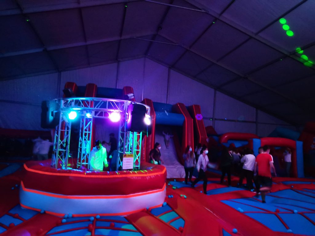 e9d4c7b4 7248 4beb 9f07 ea9975af9d6c