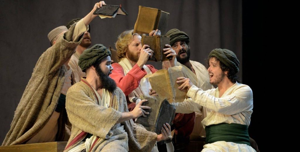 Musical El Médico - Mamá Tiene un Plan.