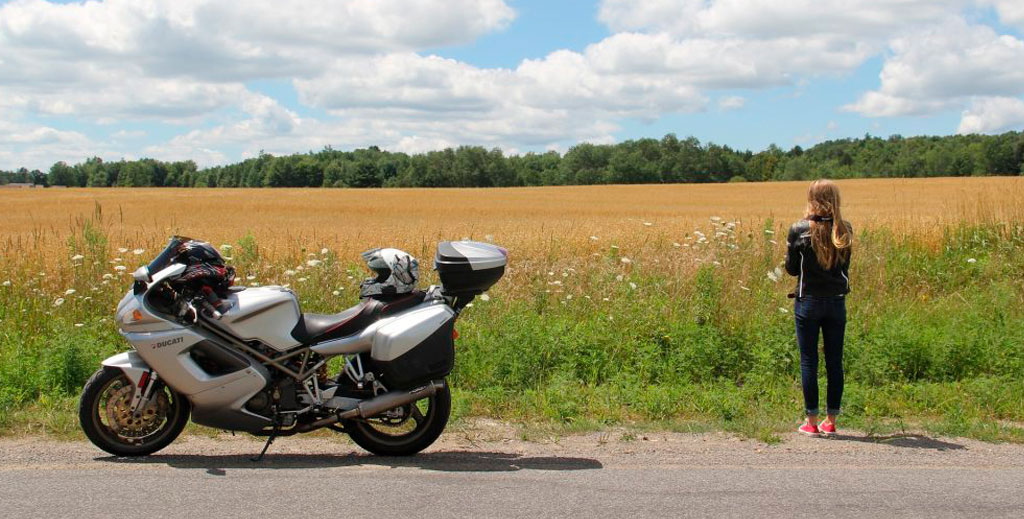 hijo moto 00 mamatieneunplan