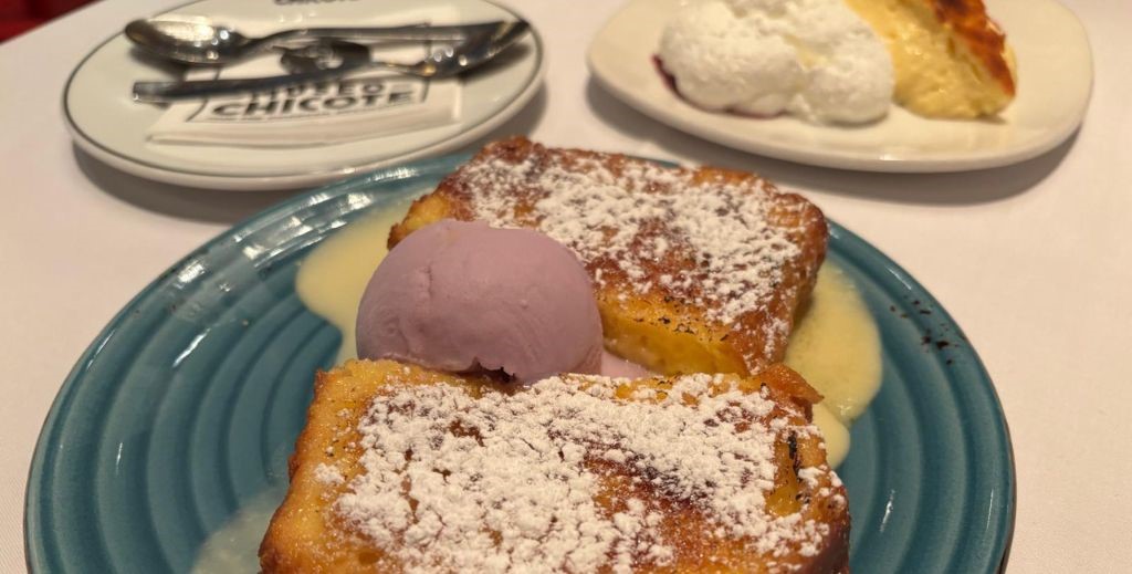 Torrijas con helado de violetas - Mamá Tiene un Plan.