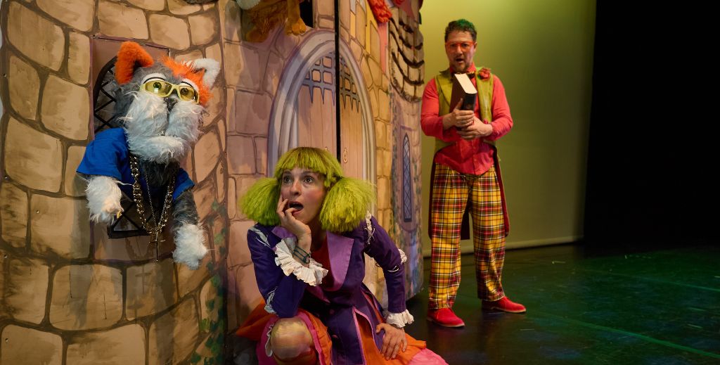 Imagen de escena de Nora y el dragón de la compañía Beti Alai | Mamá tiene un Plan.