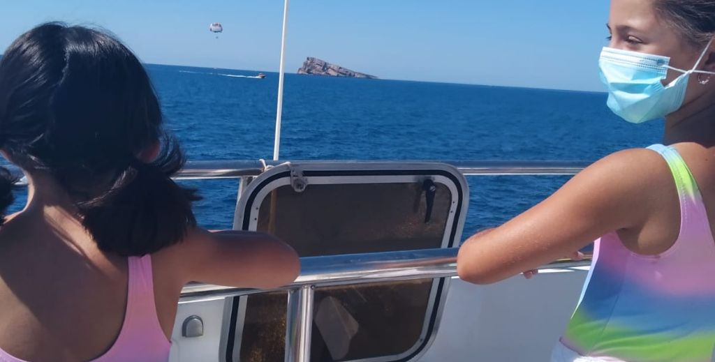 Isla de Benidorm - Mamá Tiene un Plan.
