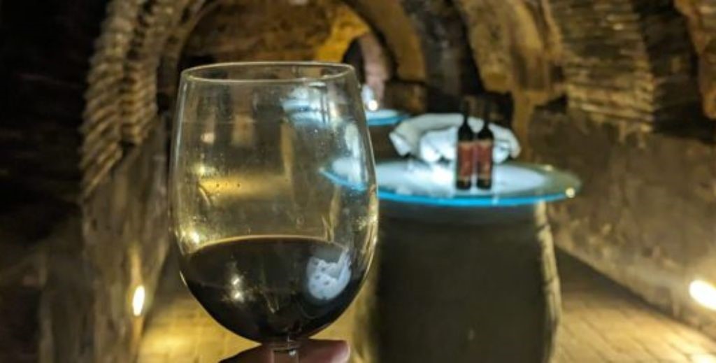 qué-ver-en-la-guardia-con-ninos-mamátieneunplan-02-bodega-el-fabulista