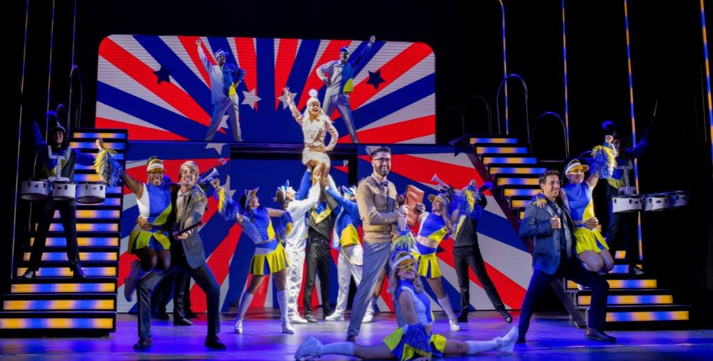 una rubia muy legal musical mamatieneunplan 03