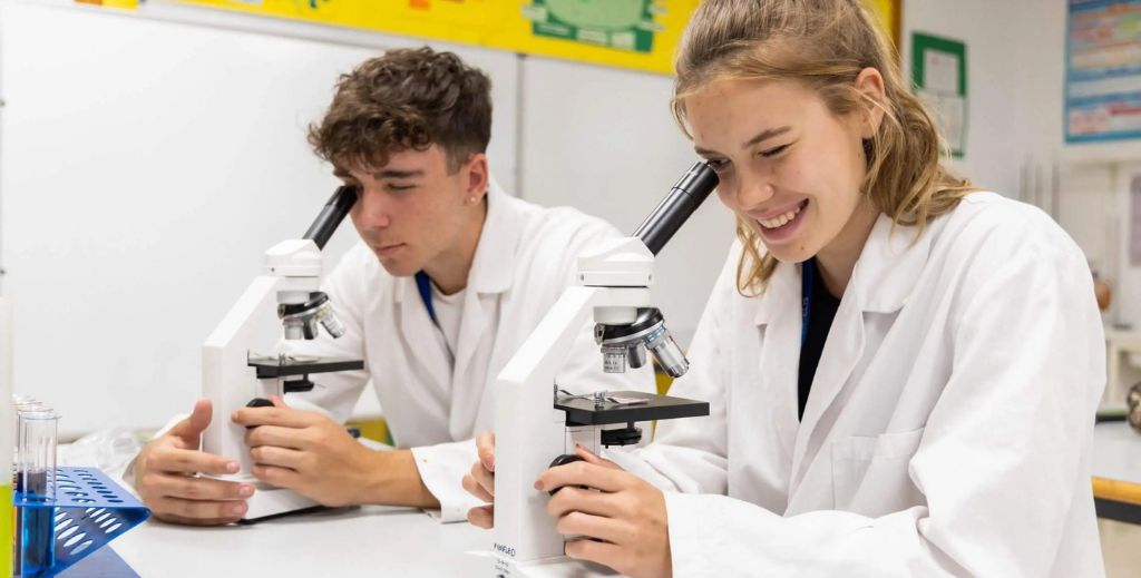 Instalaciones del colegio británico ELIS Villamartín en Alicante