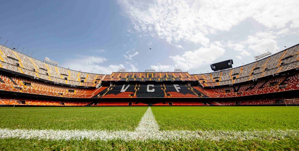 Vista general con el Tour Mestalla - Mamá Tiene un Plan.