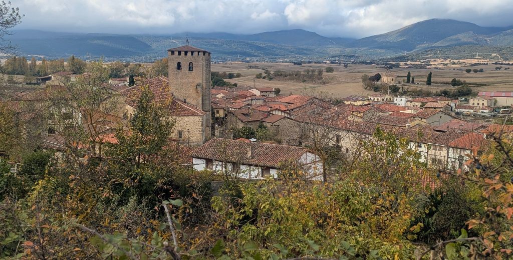 Vista panorámica de Santa Gadea del Cid, Burgos - Mamá Tiene un Plan.