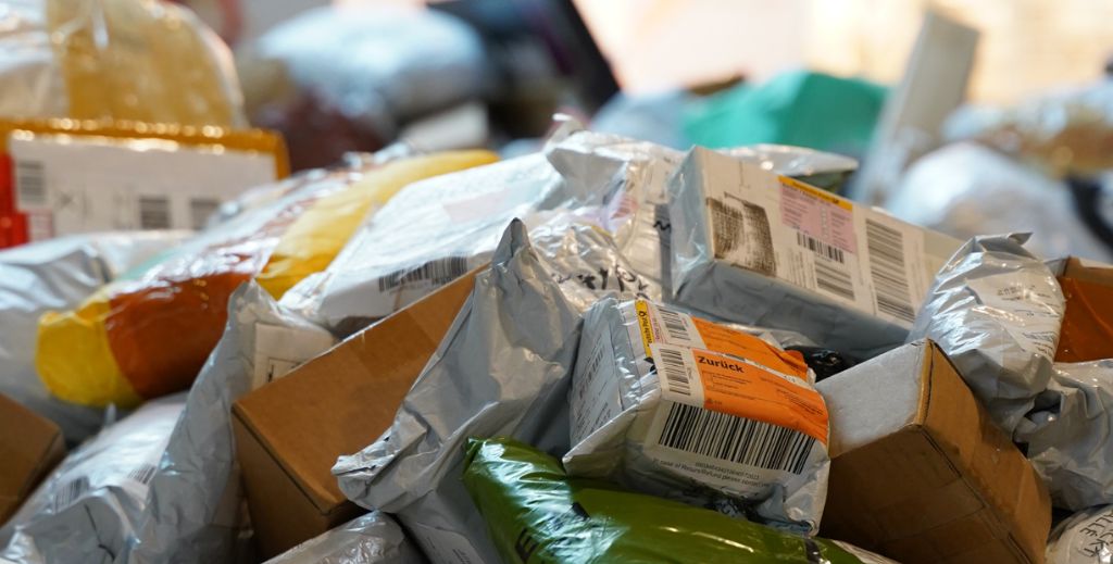 El fenómeno de los paquetes misteriosos - Mamá tiene un Plan.