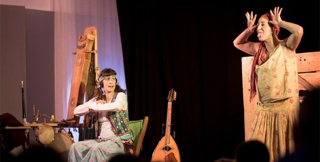 Imagen de escena de No nos moverán de Titiriteros de Binéfar.