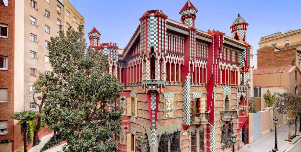 Casa Vicens de Barcelona, una obra de Gaudí - Mamá tiene un Plan.