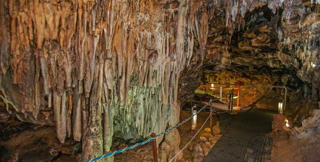 Cueva de los Enebralejos - Mamá tiene un Plan.