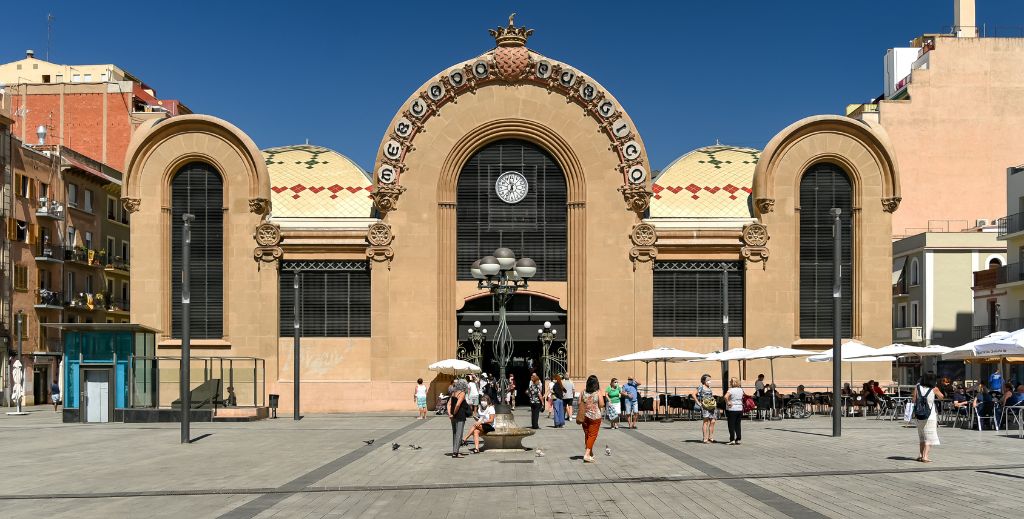 Mercado Central de Tarragona - Mamá tiene un Plan.