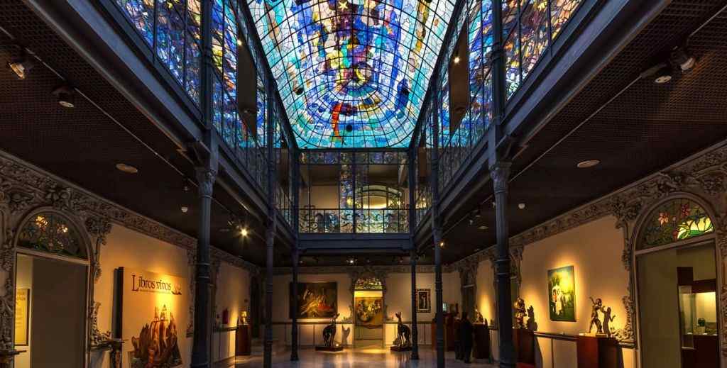 Museo de Art Nouveau y Art Déco de Salamanca - Mamá tiene un Plan.