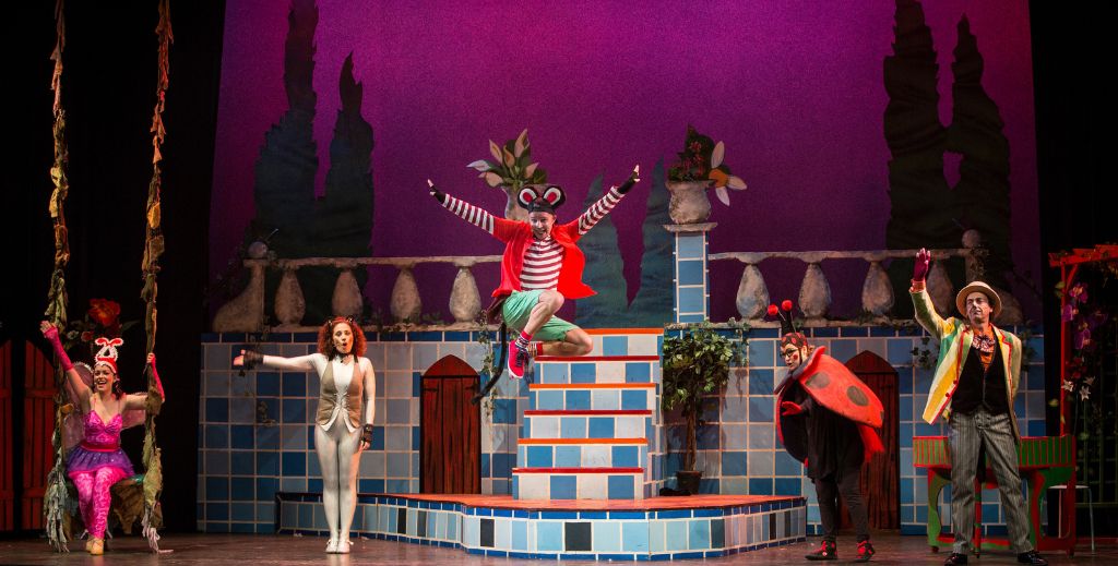 Imagen de escena de El Ratoncito Pérez, el musical en el Teatro Sanpol. Compañía La Bicicleta.