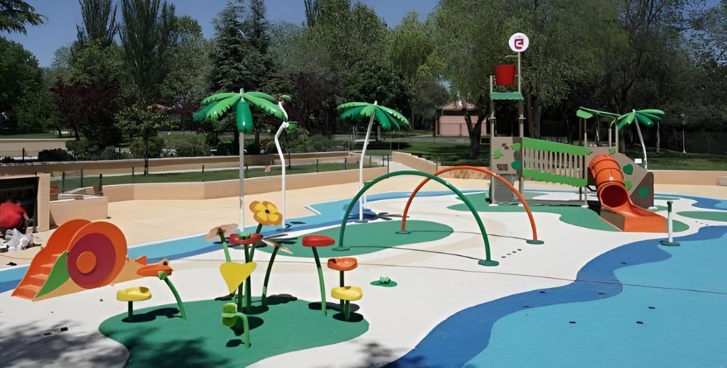 Parques acuáticos y piscinas de verano en Madrid 5 Piscina de verano Dehesa Boyal en San Sebastián de los Reyes.