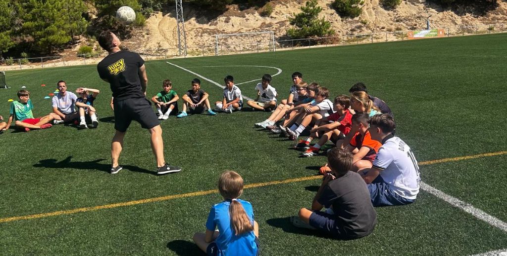 valle avedules futbol bustarviejo mamatieneunplan 03