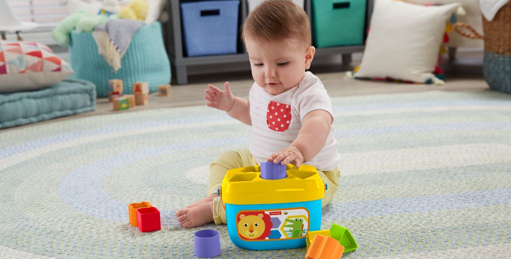 La importancia del juego en la vuelta al cole: los juguetes ayudan a los niños a aprender y crecer 22 Juguetes Mattel por edades, Fisher Price para las primeras etapas - Mamá tiene un Plan.